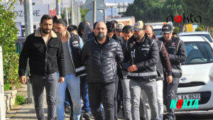 İzmir'de milyar dolarlık sahtecilik: 4'ü gümrük memuru 6 kişi tutuklandı