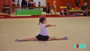 Yıldırımlı genç sporcuların artistik cimnastik yetenekleri görücüye çıktı